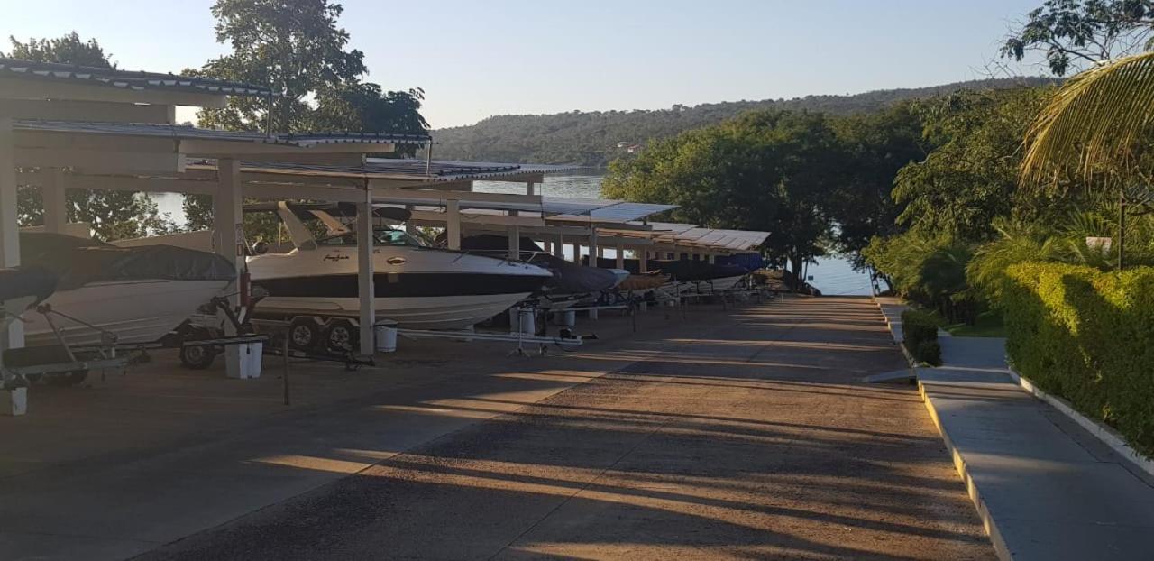 Apartamento Do Lago, Com Churrasqueira Privativa , Cozinha , Internet Banda Larga, Rampa Barco E Jet, Pesqueiro - B101 Caldas Novas Exteriör bild