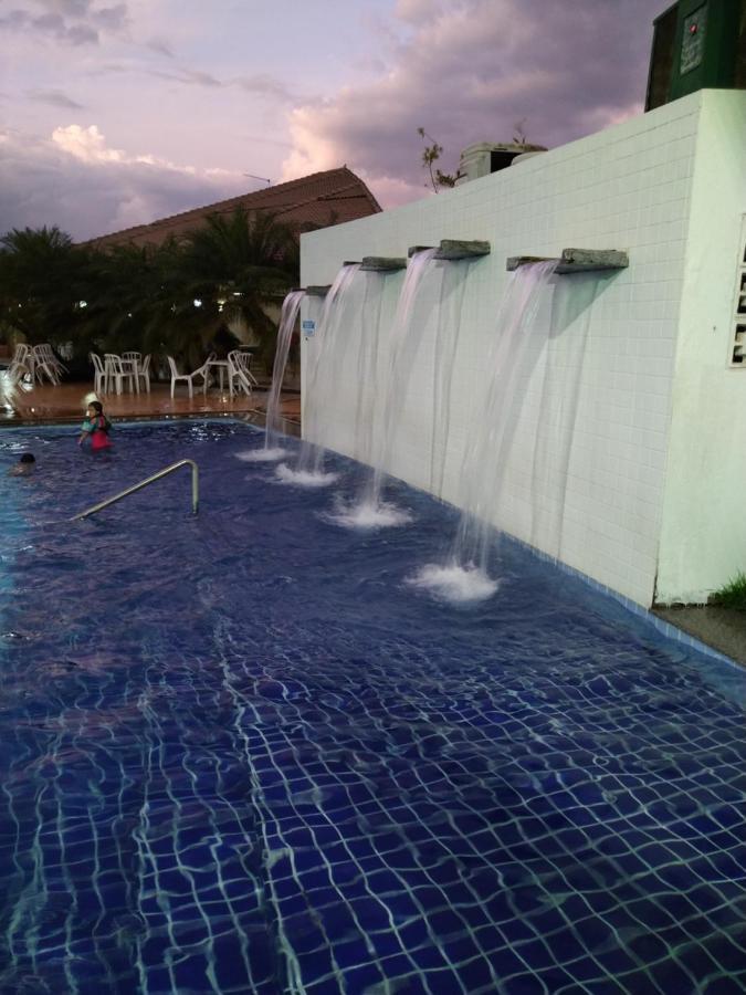 Apartamento Do Lago, Com Churrasqueira Privativa , Cozinha , Internet Banda Larga, Rampa Barco E Jet, Pesqueiro - B101 Caldas Novas Exteriör bild